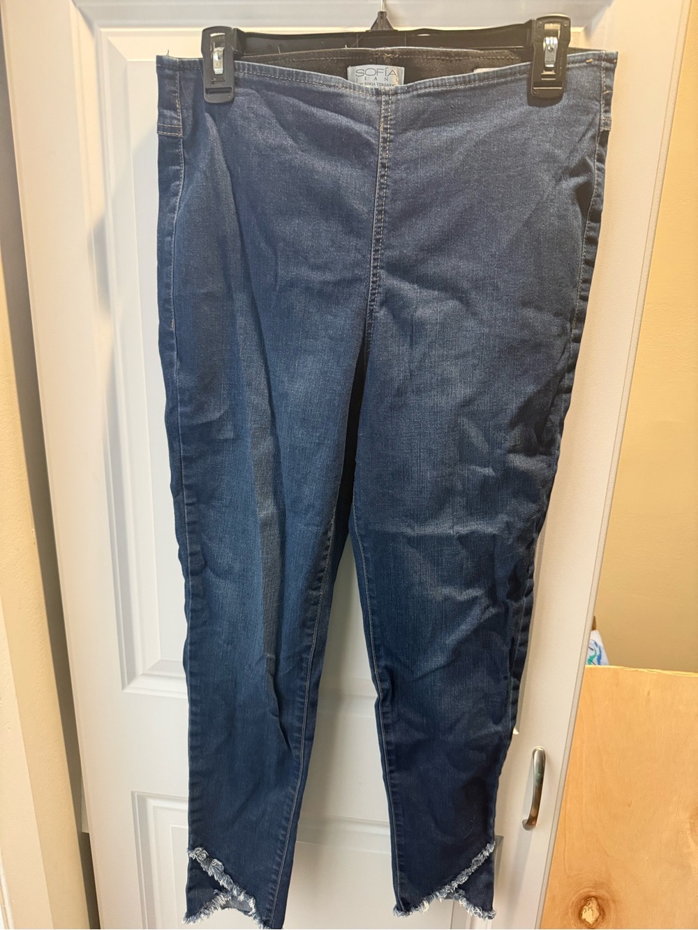 Sofia Vergara  Women's Jeggings